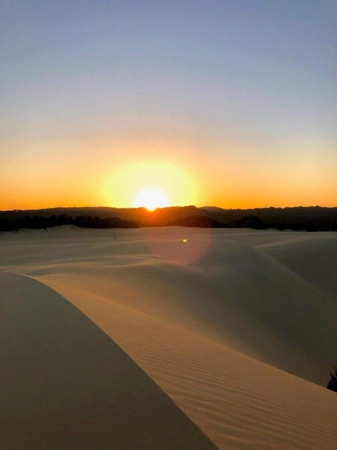 Pippies Beachhouse Backpackers Rainbow Beach Buitenkant foto